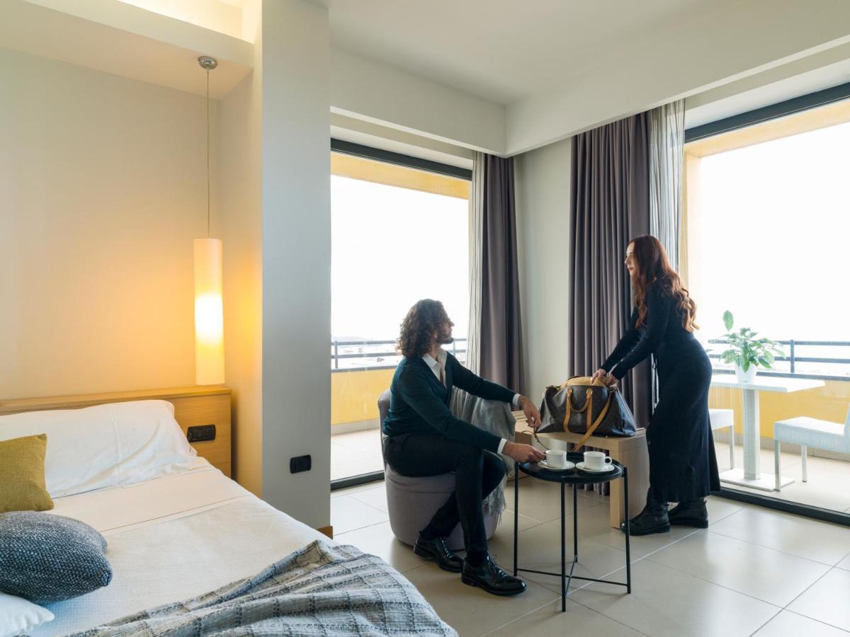 Esperia Palace Hotel & Resort Spa Zafferana Etnea Ngoại thất bức ảnh