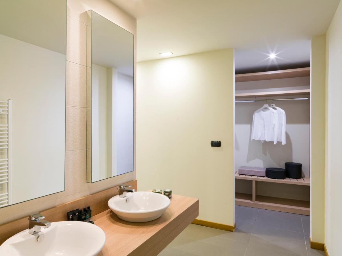 Esperia Palace Hotel & Resort Spa Zafferana Etnea Ngoại thất bức ảnh