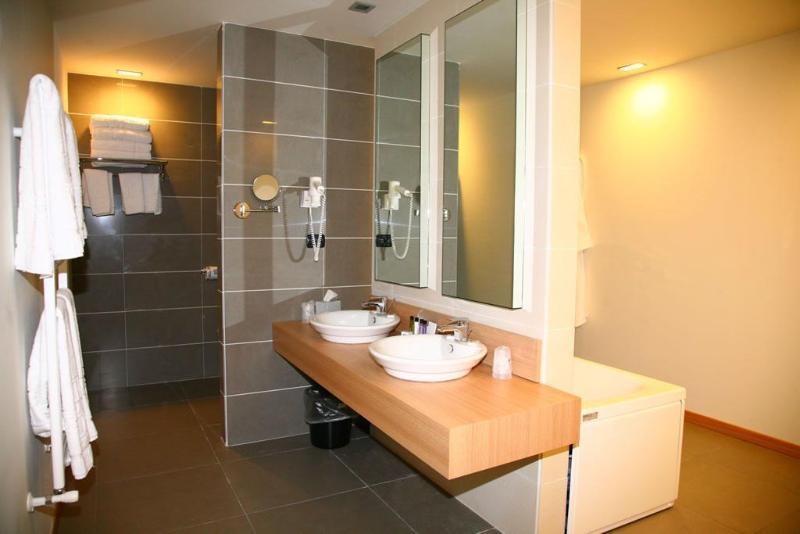 Esperia Palace Hotel & Resort Spa Zafferana Etnea Ngoại thất bức ảnh